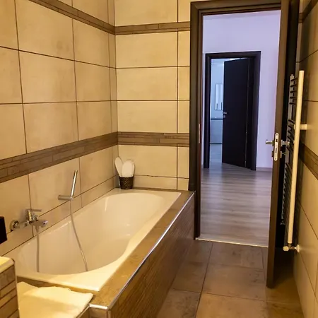 Like Apartment *